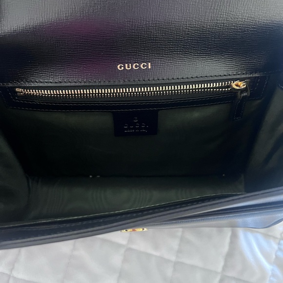 Gucci Black Leather Shoulder Bag - Picture 6 of 9